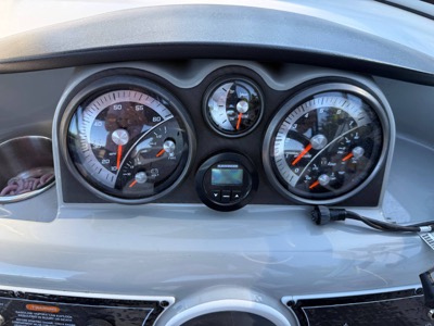2014 Bayliner 185 Bowrider gauges