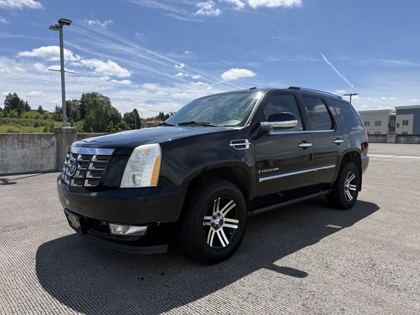 2007 Cadillac Escalade black on black Portland Oregon