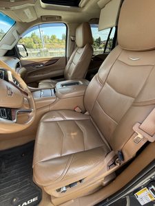 2016 Cadillac Escalade Platinum photo 12