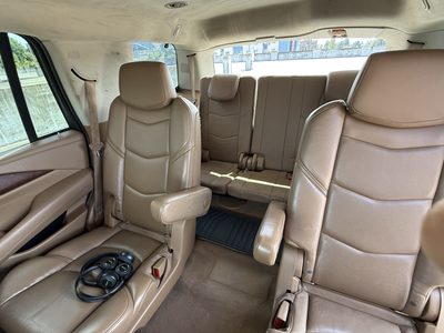 2016 Cadillac Escalade Platinum photo 15