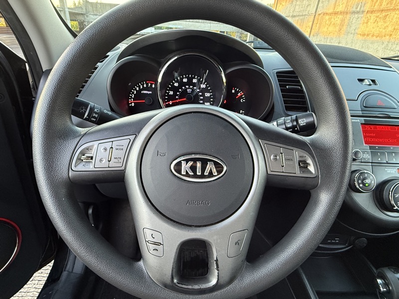 2010 Kia Soul + photo 14