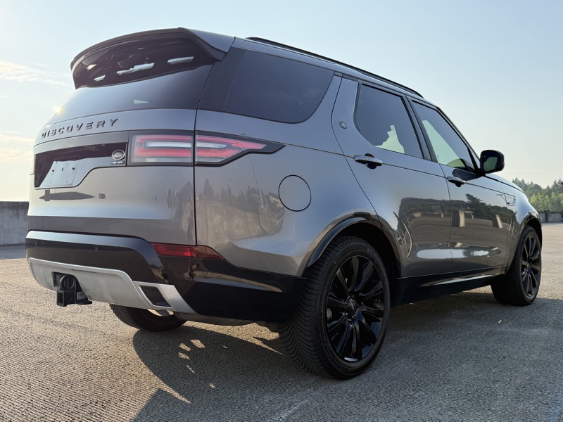 2018 Land Rover Discovery photo 5