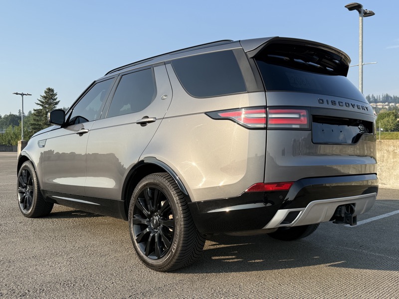 2018 Land Rover Discovery photo 7